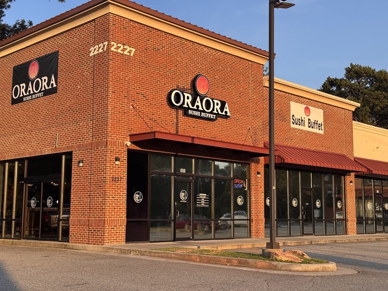Oraora Sushi Buffet exterior